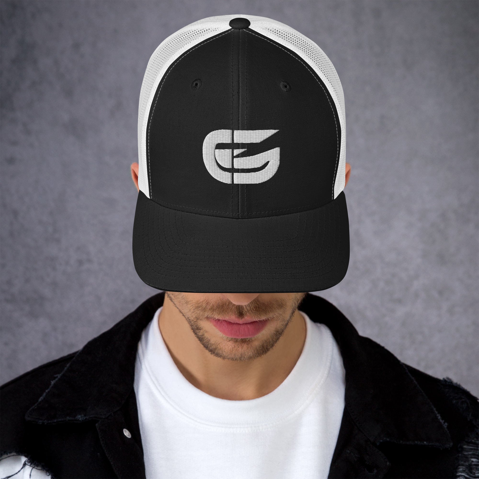 GRAMYNO Icon Trucker Cap