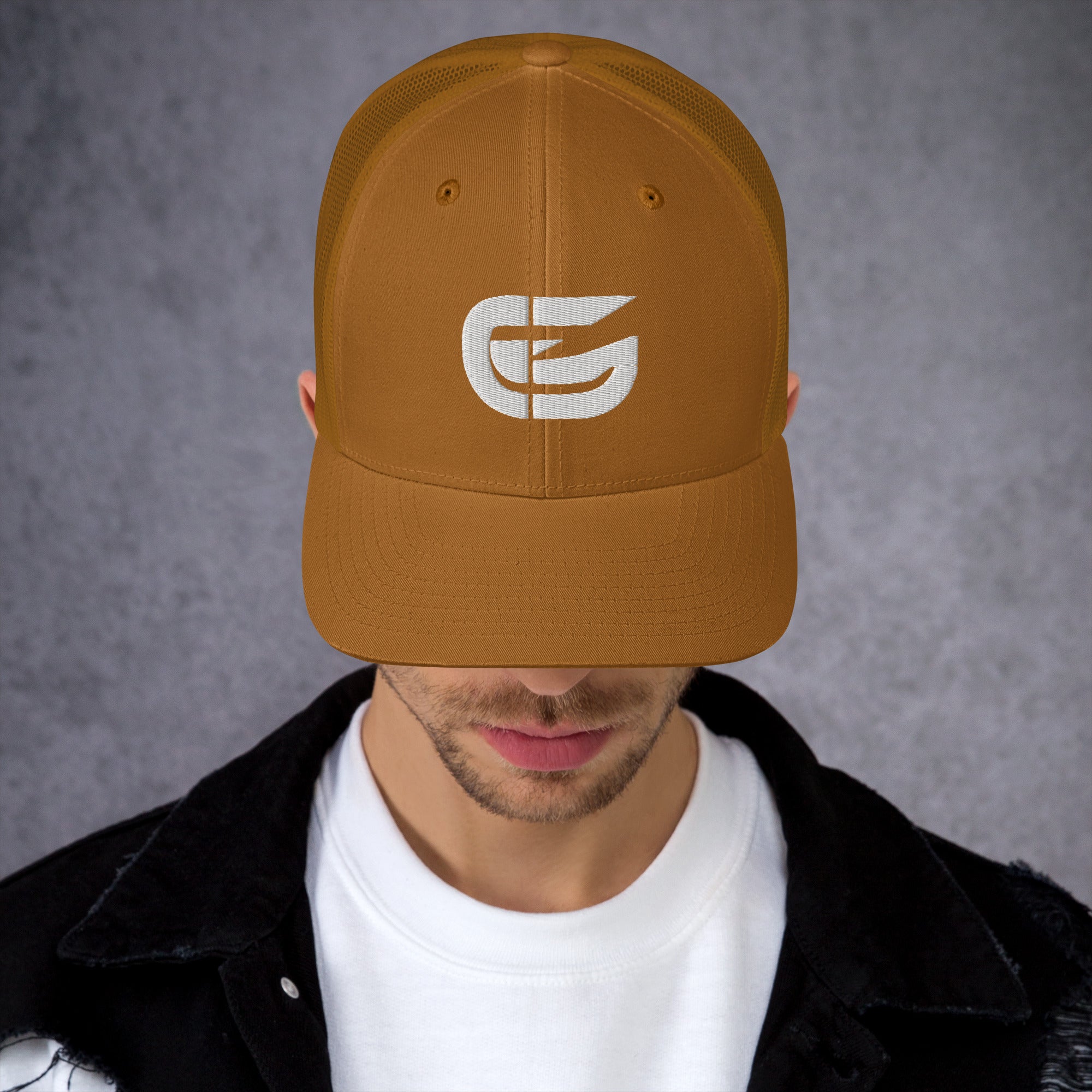 GRAMYNO Icon Trucker Cap