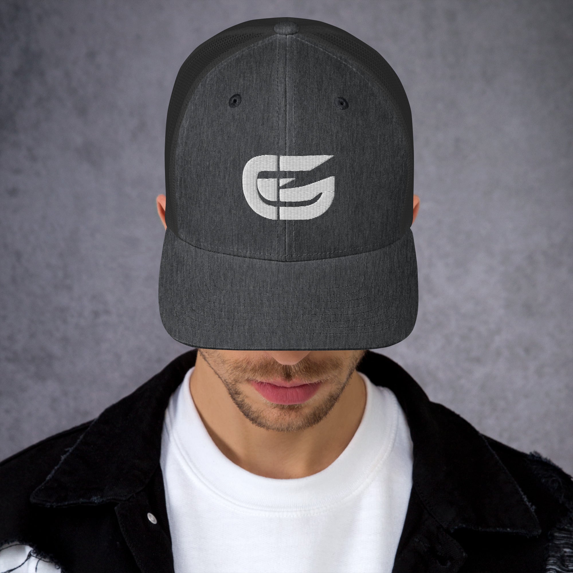 GRAMYNO Icon Trucker Cap