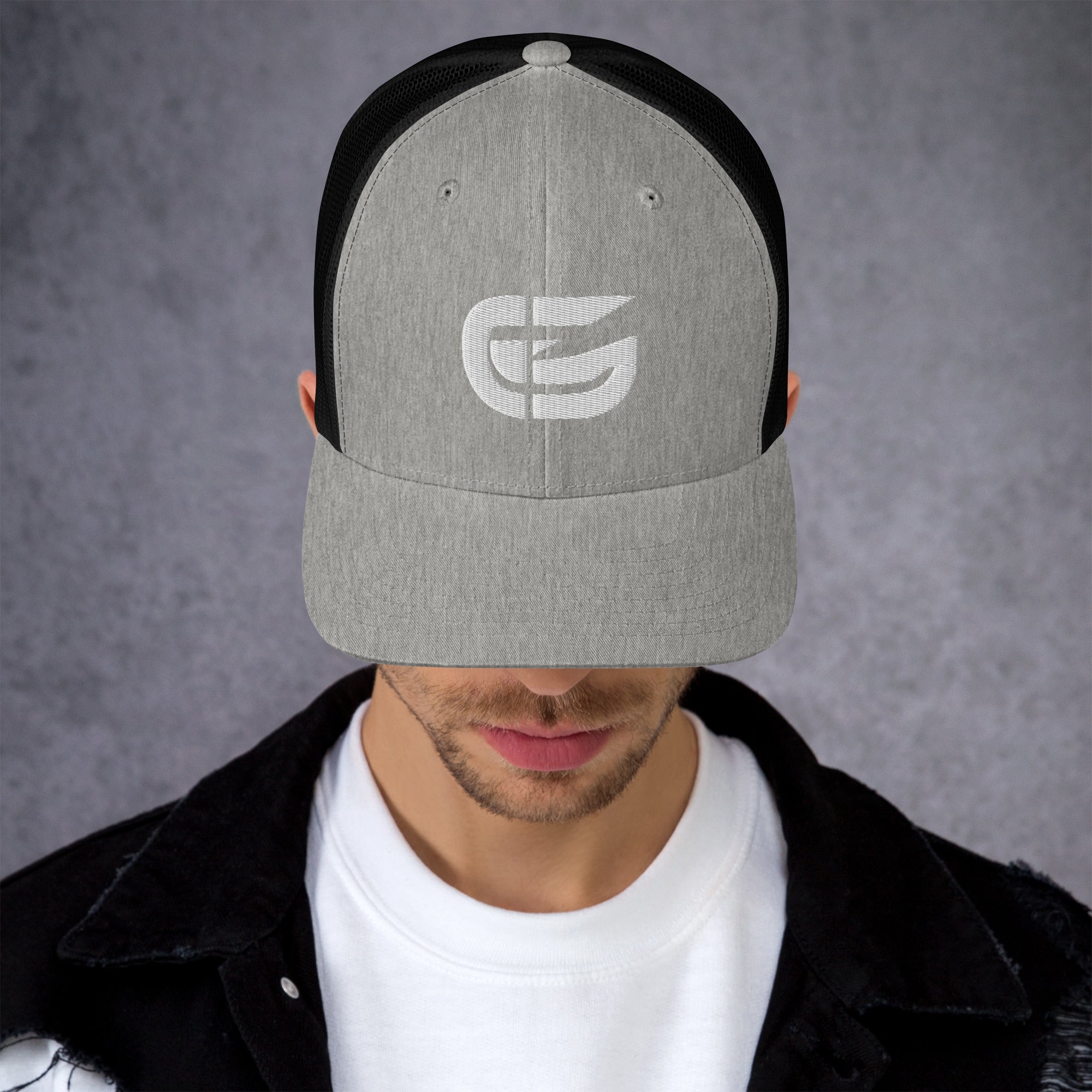 GRAMYNO Icon Trucker Cap